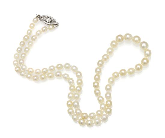 A Single Strand Natural Pearl Necklace 1536fd