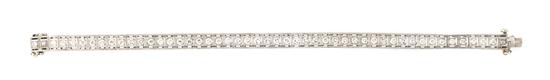 A 14 Karat White Gold and Diamond 153808