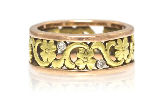  A Vintage Gold and Diamond Foliate 15387c