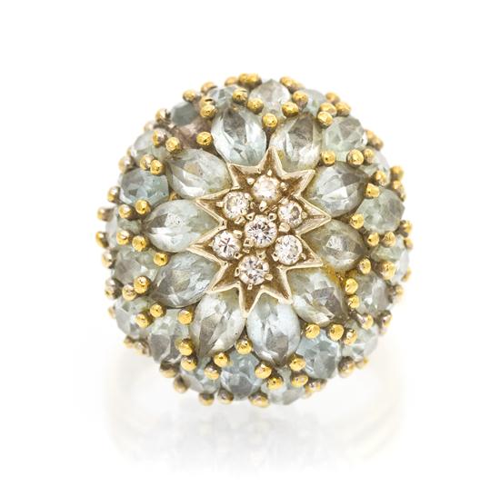  An 18 Karat Yellow Gold Aquamarine 153881