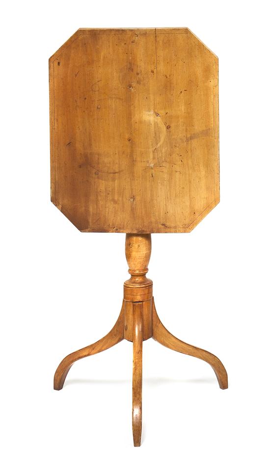 An American Cherry Tilt Top Tea 153a00