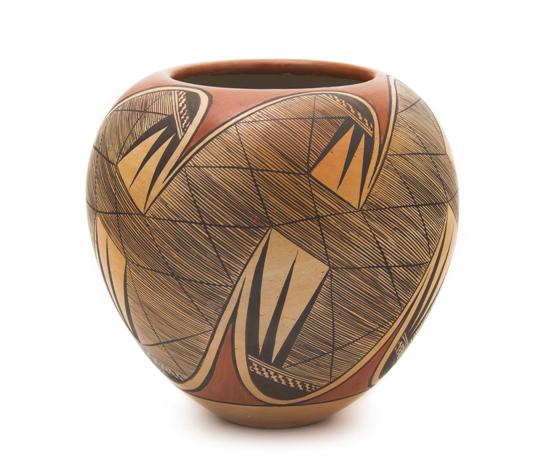 A Hopi Fine Line Jar signed Dextra