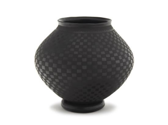 A Casas Grandes Blackware Jar with 153bda