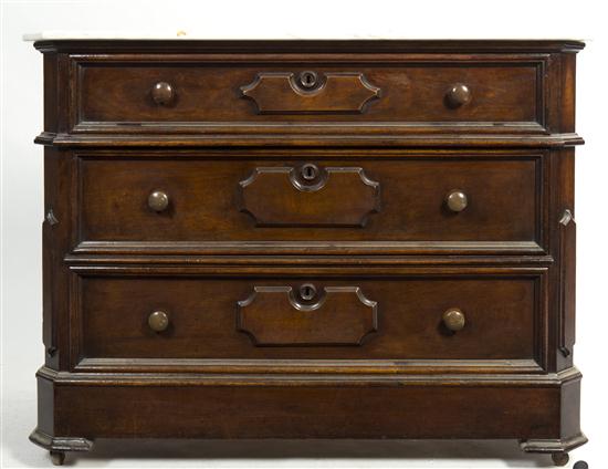 A Victorian Mahogany Chest of Drawers 153e24