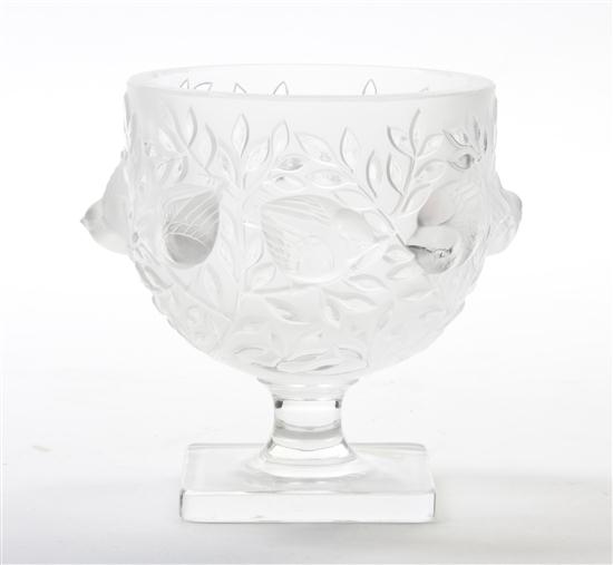 A Lalique Molded and Frosted Glass 153f8f