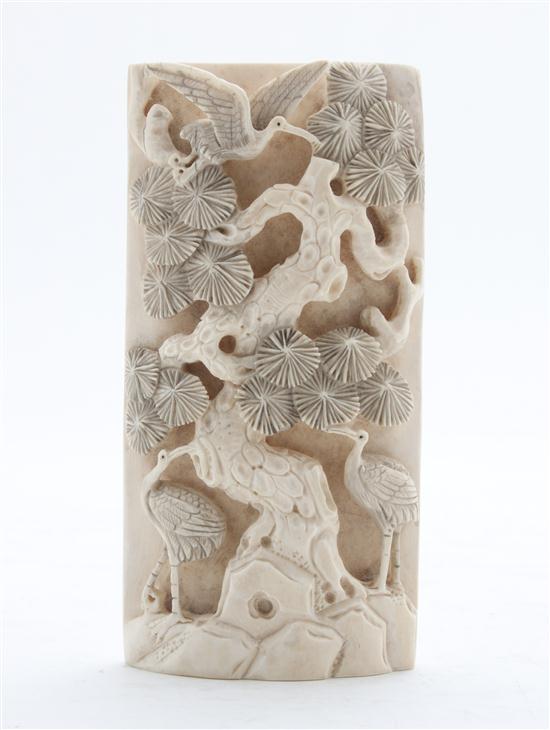  A Chinese Ivory Wrist Rest carved 1540e2