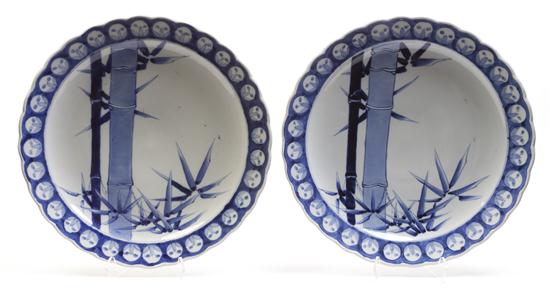  A Pair of Japanese Blue and White 1540f0