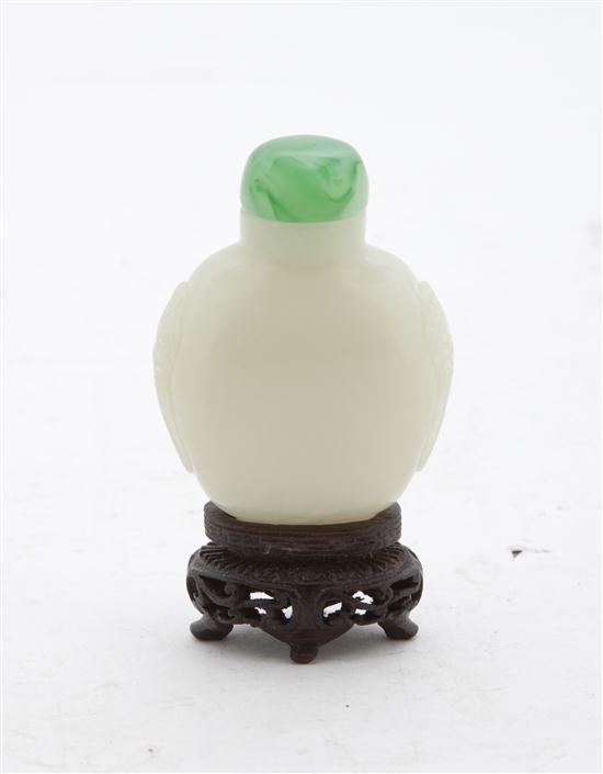 A Chinese Hardstone Snuff Bottle 154116