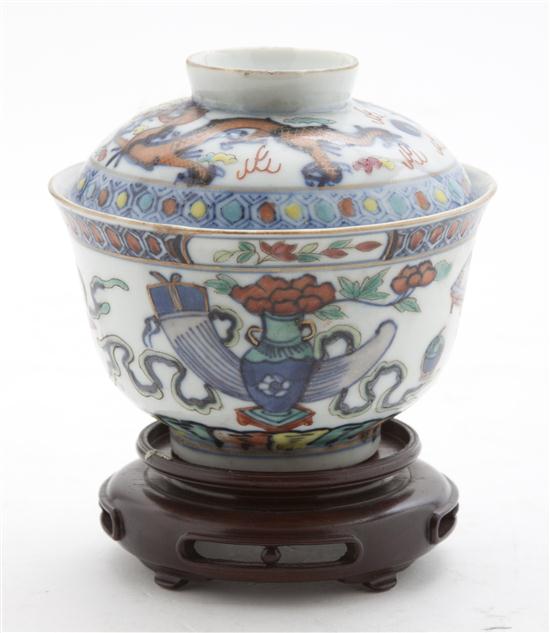A Chinese Porcelain Bowl and Lid 154110