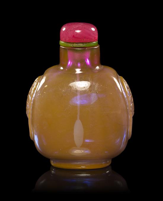  An Iridescent Peking Glass Snuff 1541f2