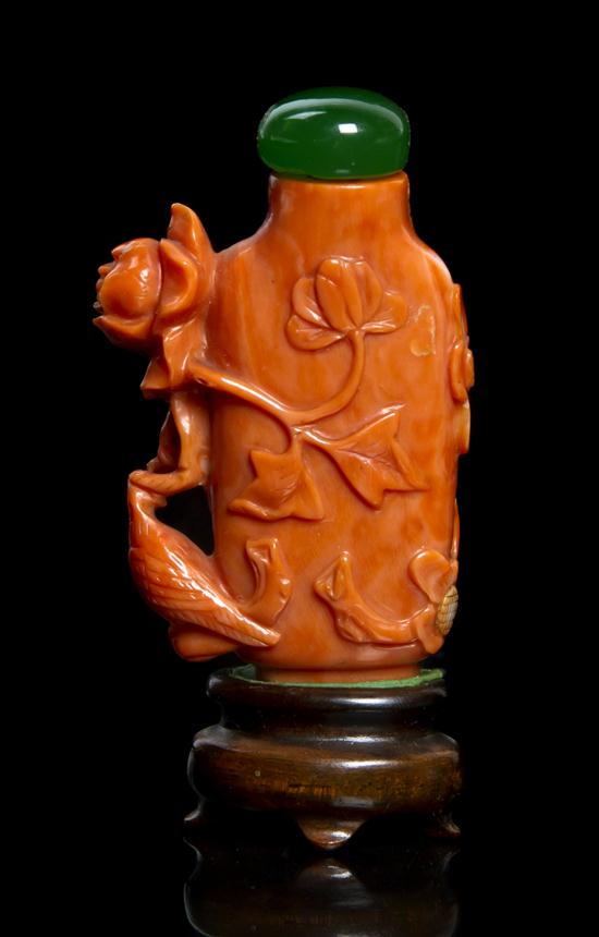 A Carved Coral Snuff Bottle having 1541ec