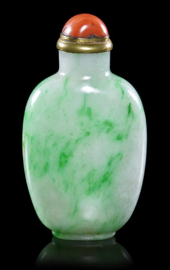 A Jadeite Snuff Bottle late 18th early 1541f8