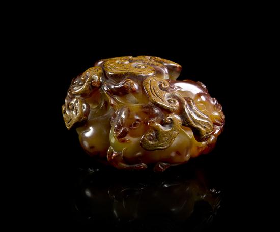 A Chinese Carved Agate Toggle of 154291