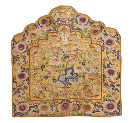 A Chinese Embroidered Silk Chair 1542e4