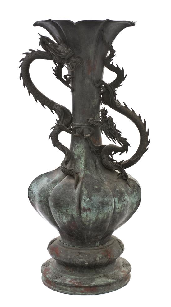 A Large Chinese Bronze Vase with 1543ae