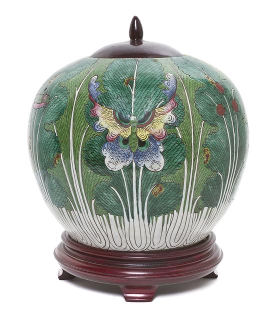 A Chinese Porcelain Ginger Jar 154420