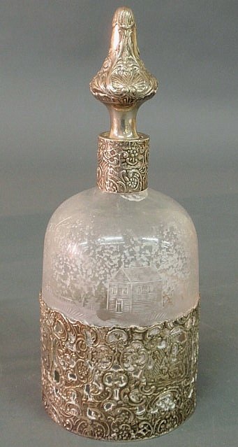 Round etched glass decanter 19th