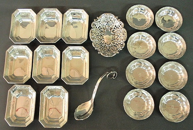 Group of sterling silver table 156cfb