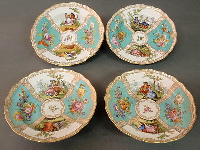 Four Meissen porcelain bowls 9 5 dia  156d0b