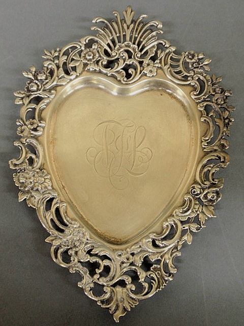 Sterling silver heart shaped dish