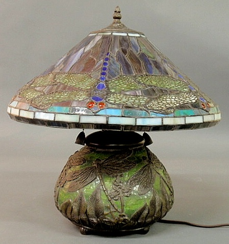 Tiffany style Art Nouveau table lamp