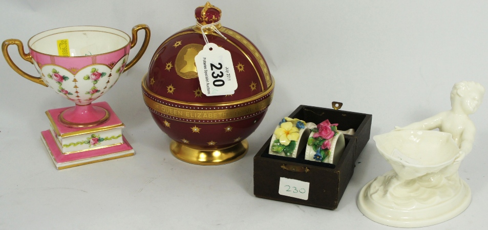 Minton Orb and Cover to commemorate 1570f1