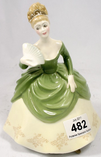 Royal Douton Figure Soiree HN2312 1571ac