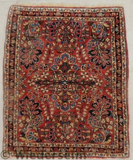 Sarouk oriental throw mat red field 15746f