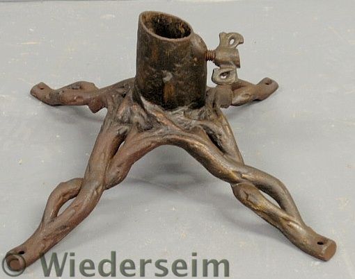 Cast entwined twig form tree stand 157483