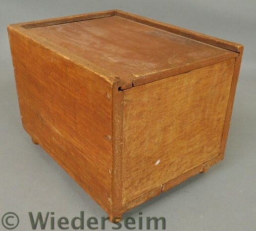 Pine slide lid storage box 19th 1574d3