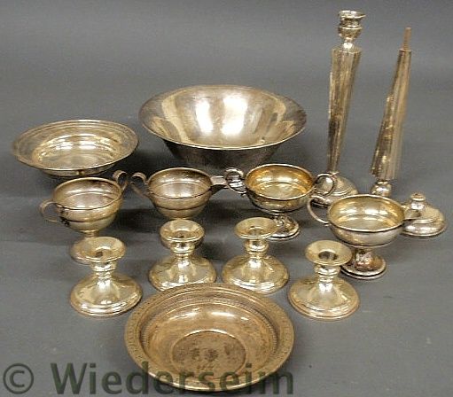 Group of sterling silver tableware 1574e7