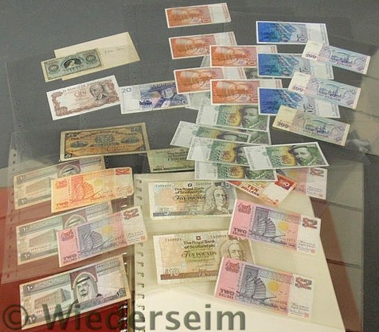 Lot of foreign notes