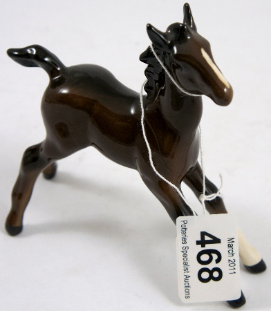 Beswick Foal Stretched Third Version 157853