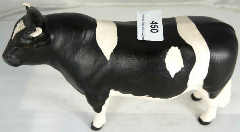 Beswick fresian Bull 1439 Matt
