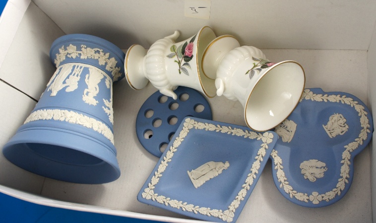 Collection of Wedgwood to include