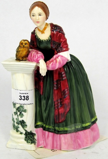 Royal Doulton figure Florence Nightingale 157f4f