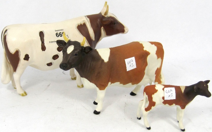 Beswick Ayrshire Bull 1454B Chip 15804d