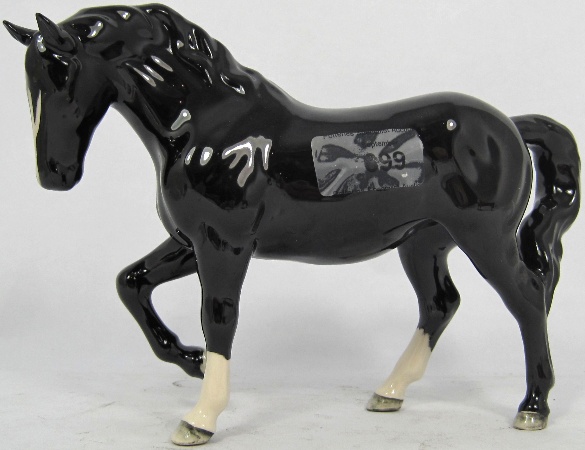 Beswick Black Stocky Jogging Mare 158067