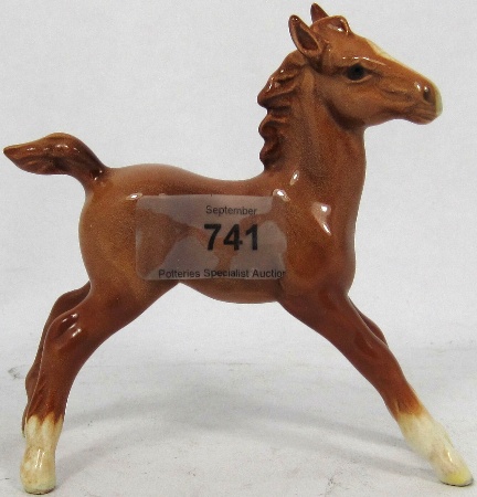 Beswick Large Stretched Chestnut