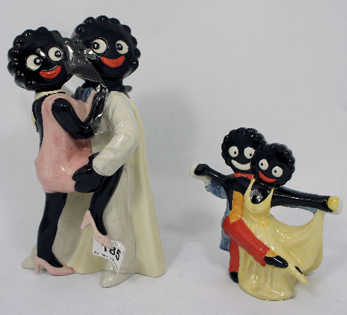 Carltonware Large Pair of Golliwog