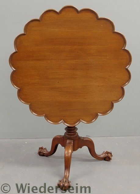 Chippendale style walnut tea table 1582ff