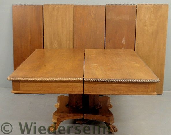 Mahogany banquet table with gadrooned