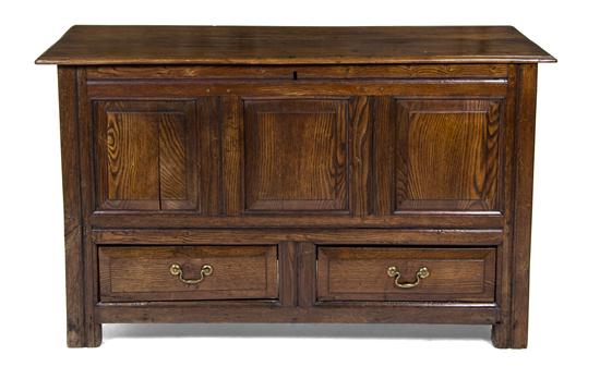 An English Oak Mule Chest having 155e61