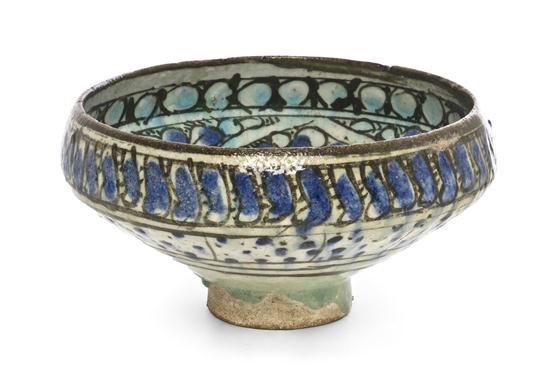 A Sultanabad Pottery Bowl 14th