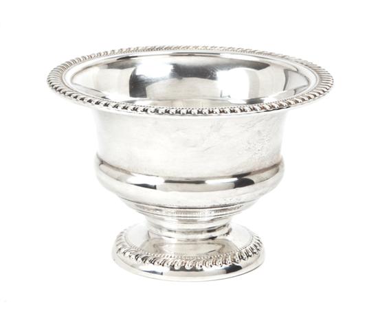 An American Sterling Silver Bowl 15628e