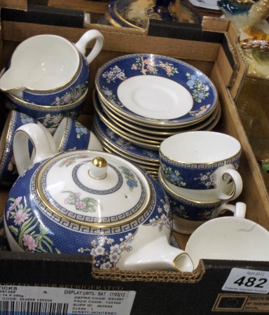 Wedgwood Blue Siam Tea Set comprising 156674