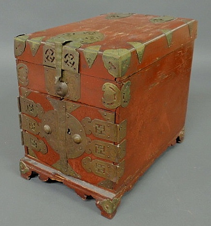 Miniature Asian wedding chest red 1567f8