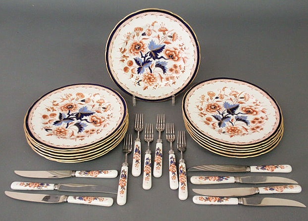 Twelve Royal Crown Derby plates