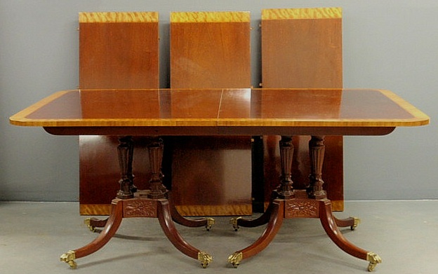 Duncan Phyfe style mahogany dining