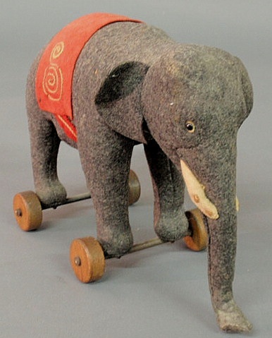 Steiff elephant pull toy c 1905 156916